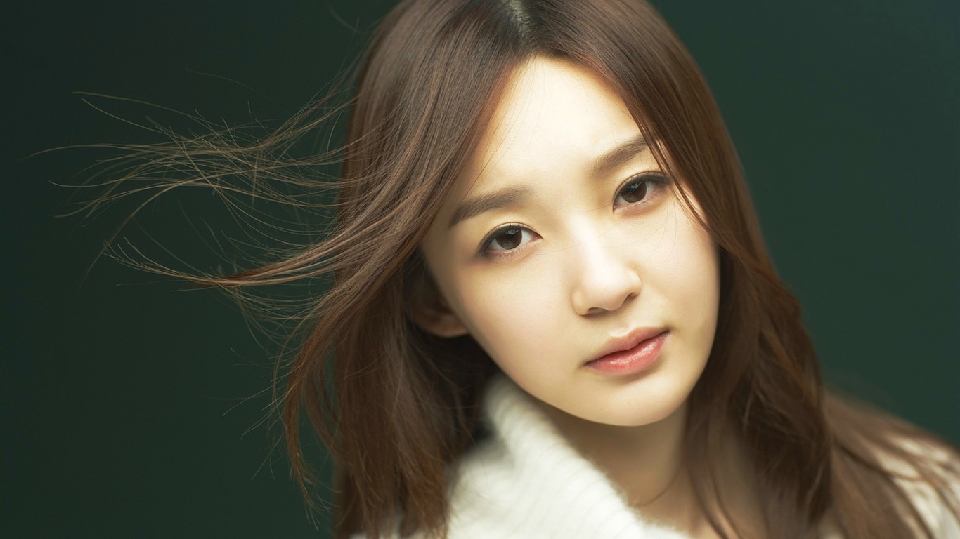 Davichi，韓國二人女子組合，高清壁紙 #9 - 1366x768