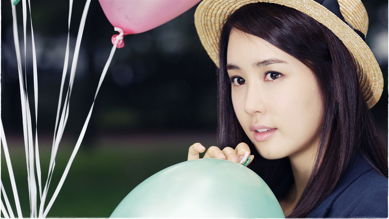 韓國美女，李多海，高清壁紙 #17 - 1366x768