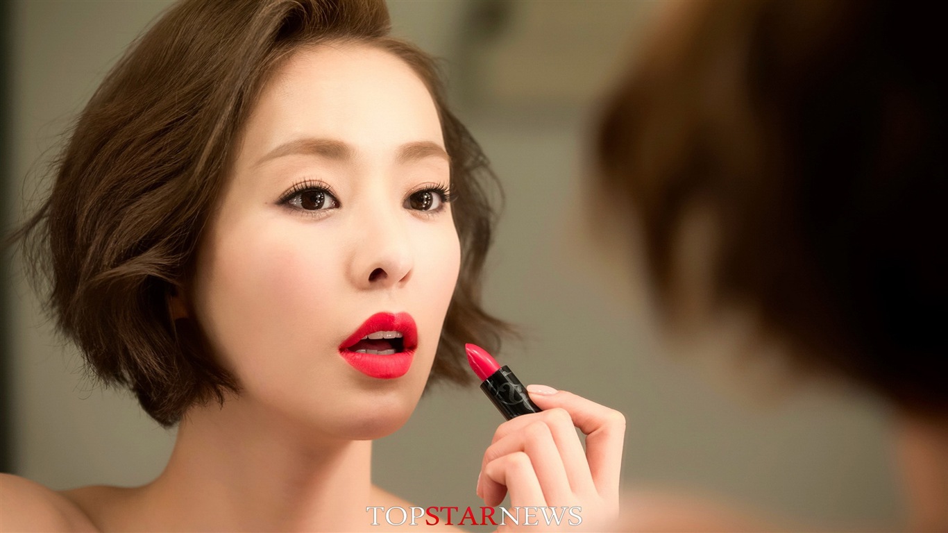 Korean beautiful girl, Lee Da Hae, HD wallpapers #30 - 1366x768