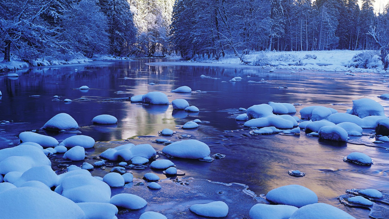 寒冷冬天美麗的雪景，Windows 8 全景寬屏壁紙 #3 - 1366x768