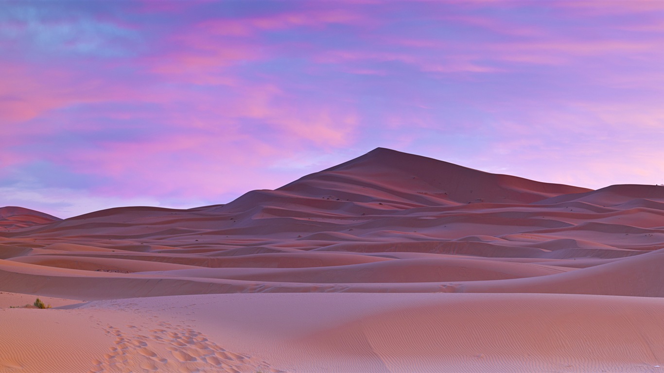 Les déserts chauds et arides, de Windows 8 fonds d'écran widescreen panoramique #1 - 1366x768