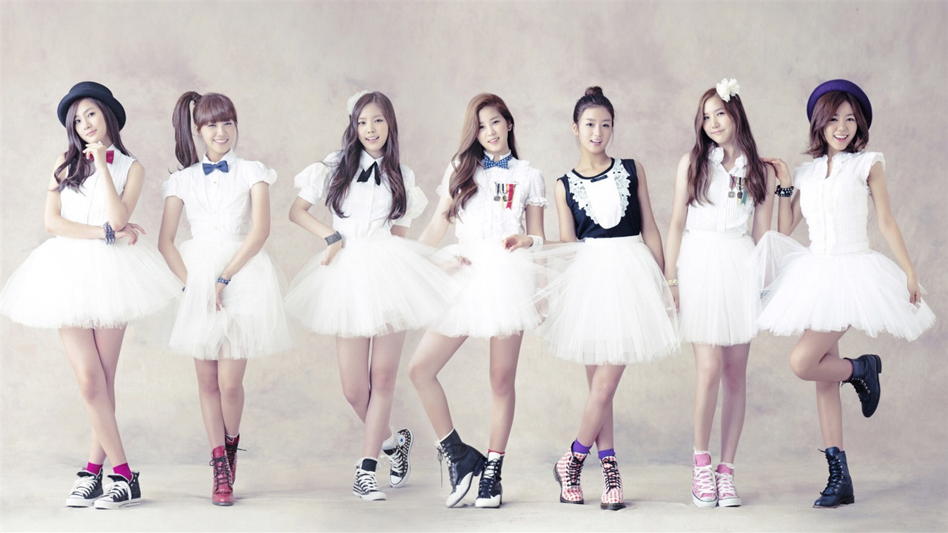 韓國音樂女子組合 A Pink 高清壁紙 #4 - 1366x768