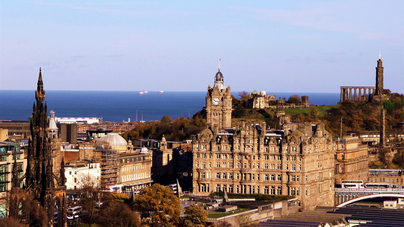 Krásné město Edinburgh, Skotsko HD Tapety na plochu #1 - 1366x768