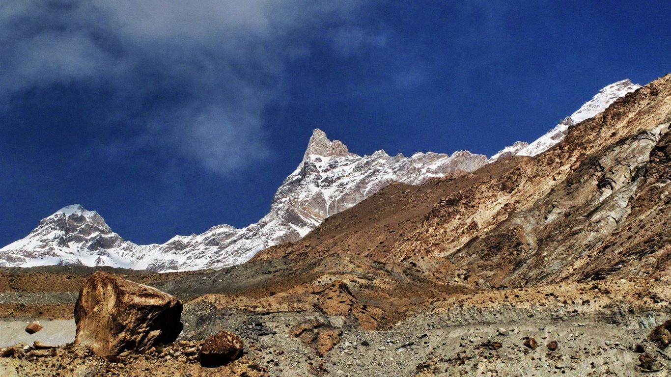 Pamirs beautiful scenery HD wallpapers #3 - 1366x768