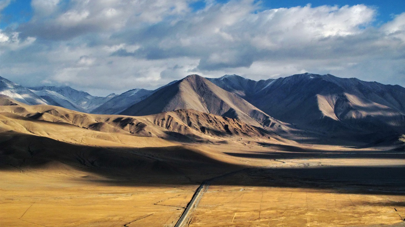帕米爾高原美麗的風景 高清壁紙 #9 - 1366x768