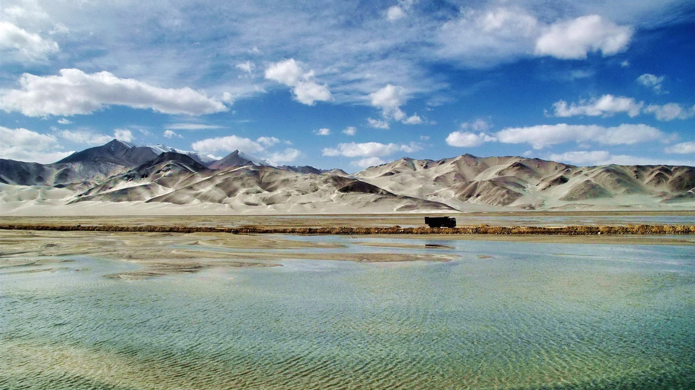 Pamir beaux fonds d'écran paysage HD #19 - 1366x768