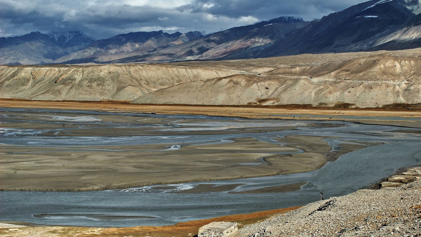 Pamir beaux fonds d'écran paysage HD #20 - 1366x768