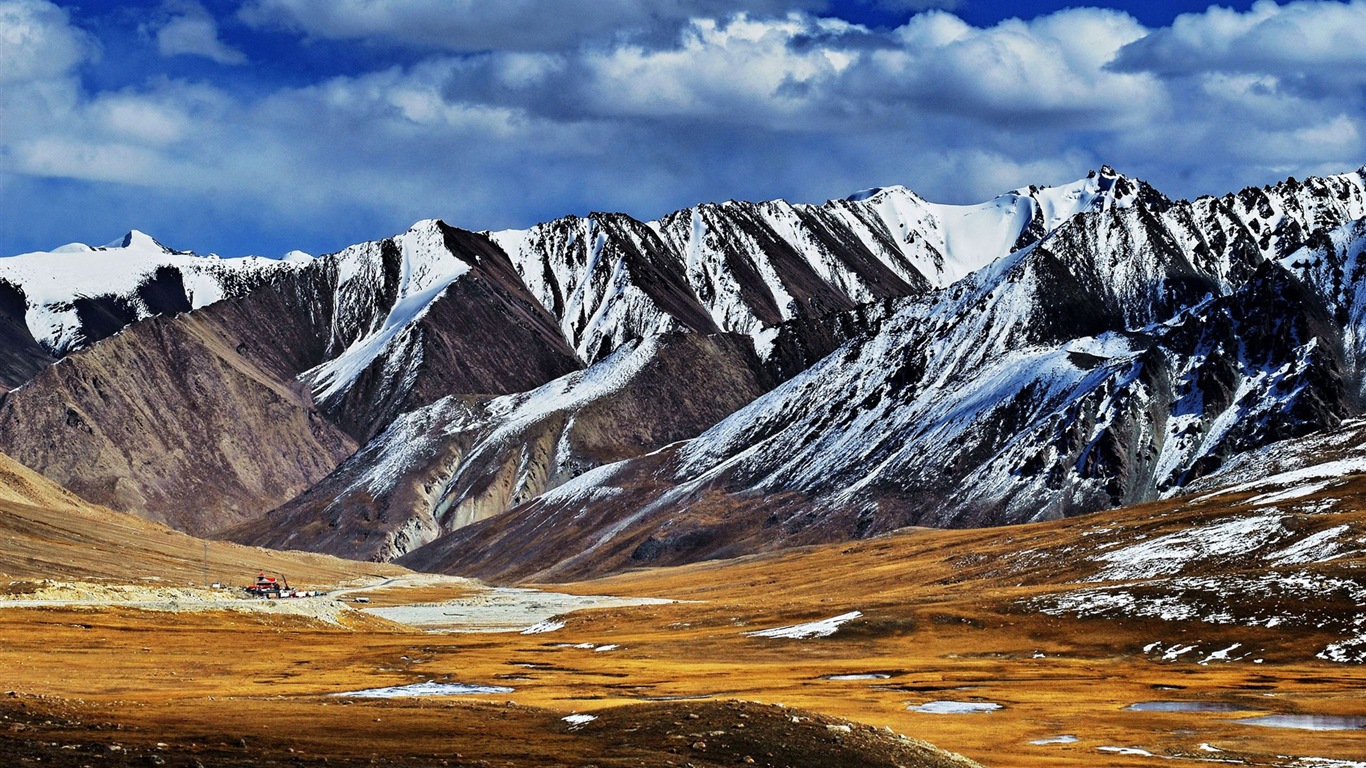 Pamir beaux fonds d'écran paysage HD #26 - 1366x768