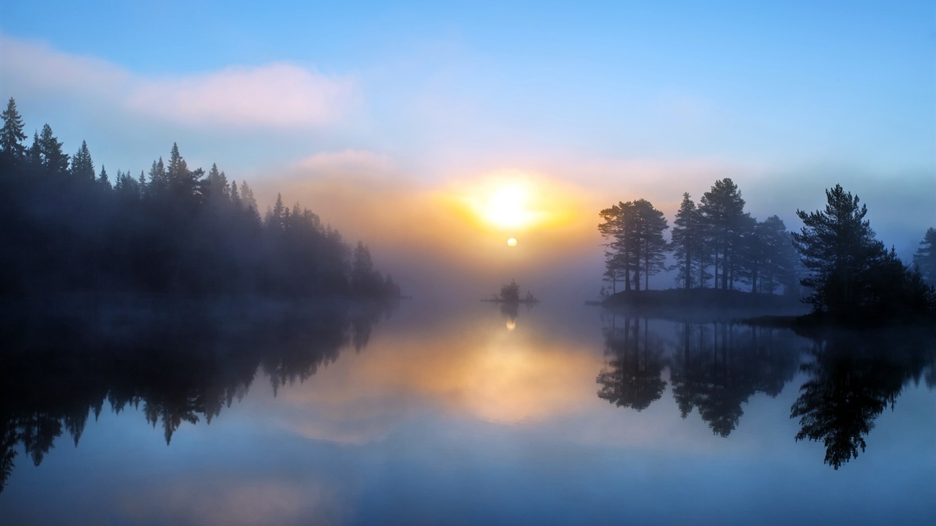 Paysage brumeux matin, Windows 8 écran thème #3 - 1366x768