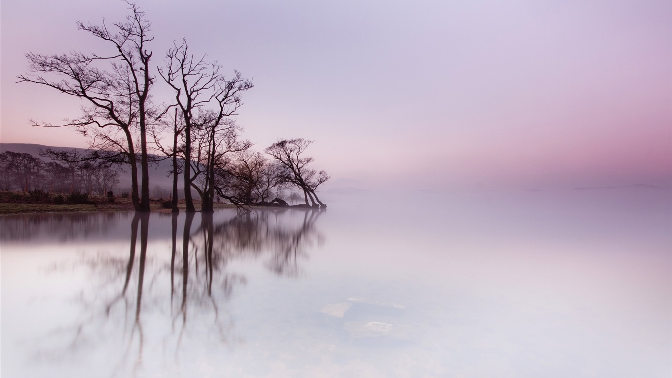 Paysage brumeux matin, Windows 8 écran thème #6 - 1366x768