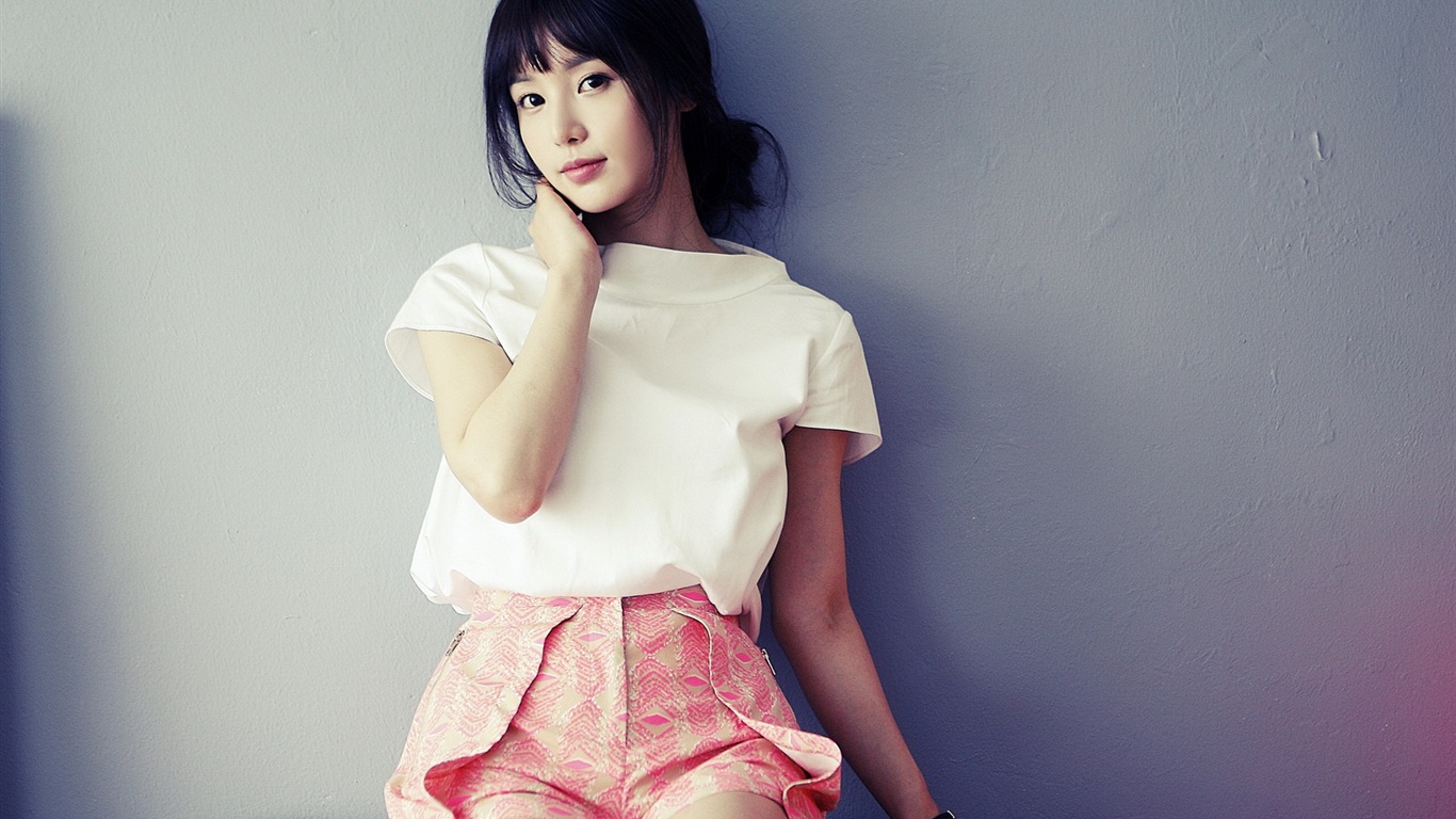 韓國美女南奎麗 高清壁紙 #5 - 1366x768