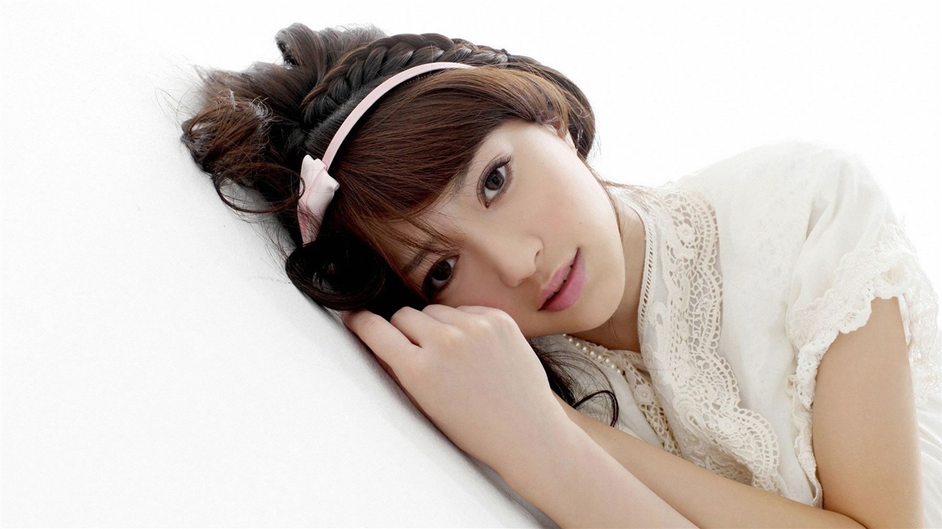 清純可愛的亞洲女孩 高清壁紙 #4 - 1366x768