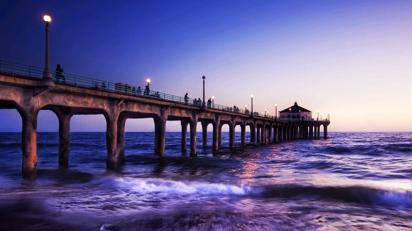 Pier and bridge HD wallpapers #6 - 1366x768