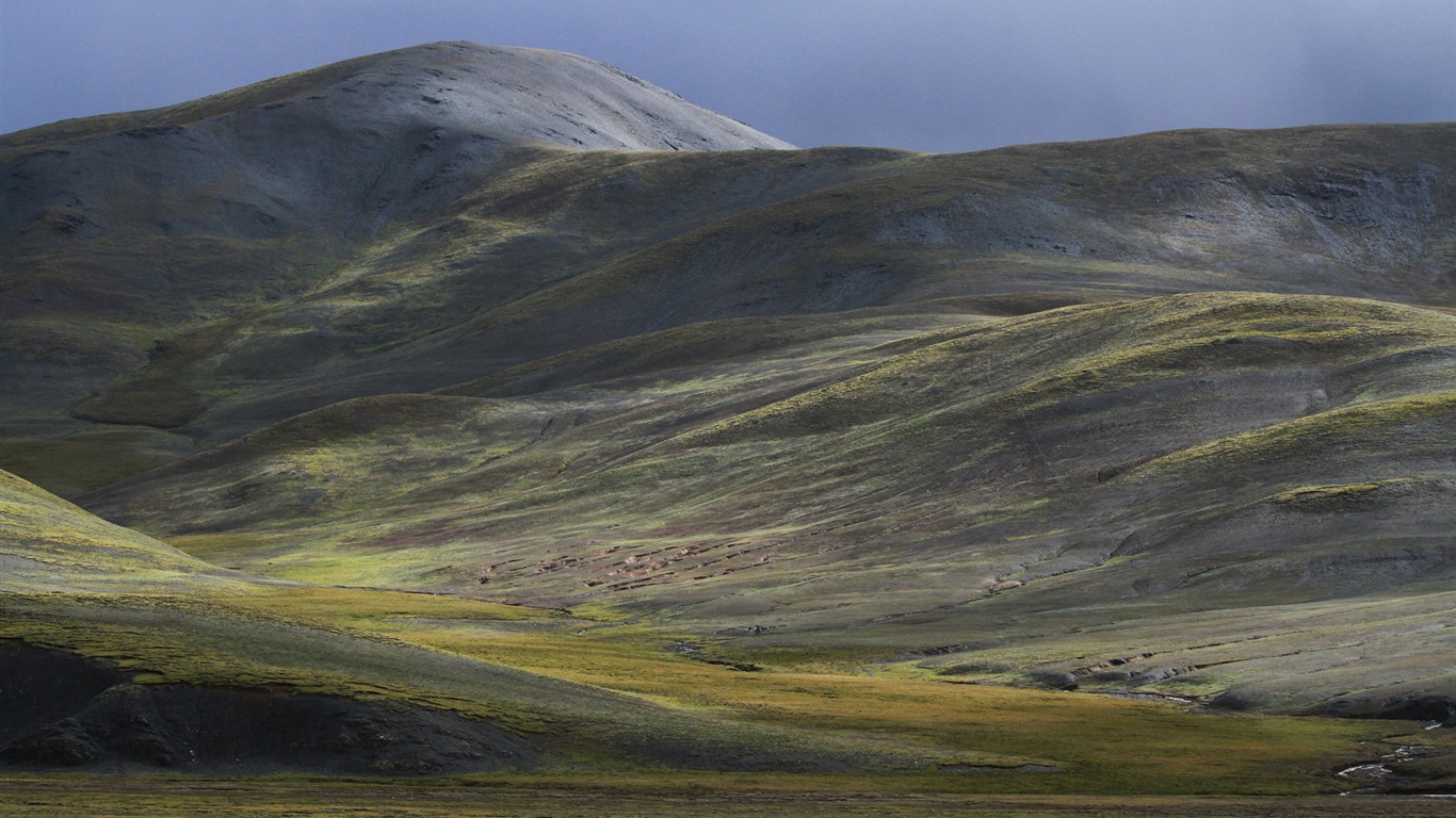 Qinghai Plateau krásné scenérie tapety #4 - 1366x768