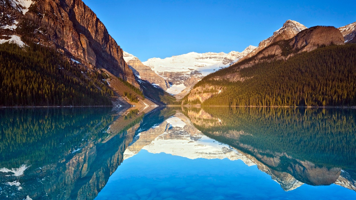 Lago tranquilo con la reflexión del agua, fondos de pantalla de Windows 8 HD #5 - 1366x768