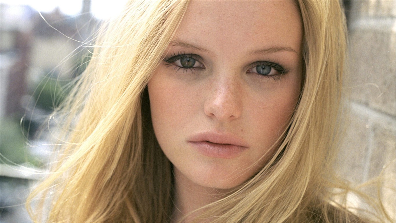Kate Bosworth HD fondos de pantalla #13 - 1366x768