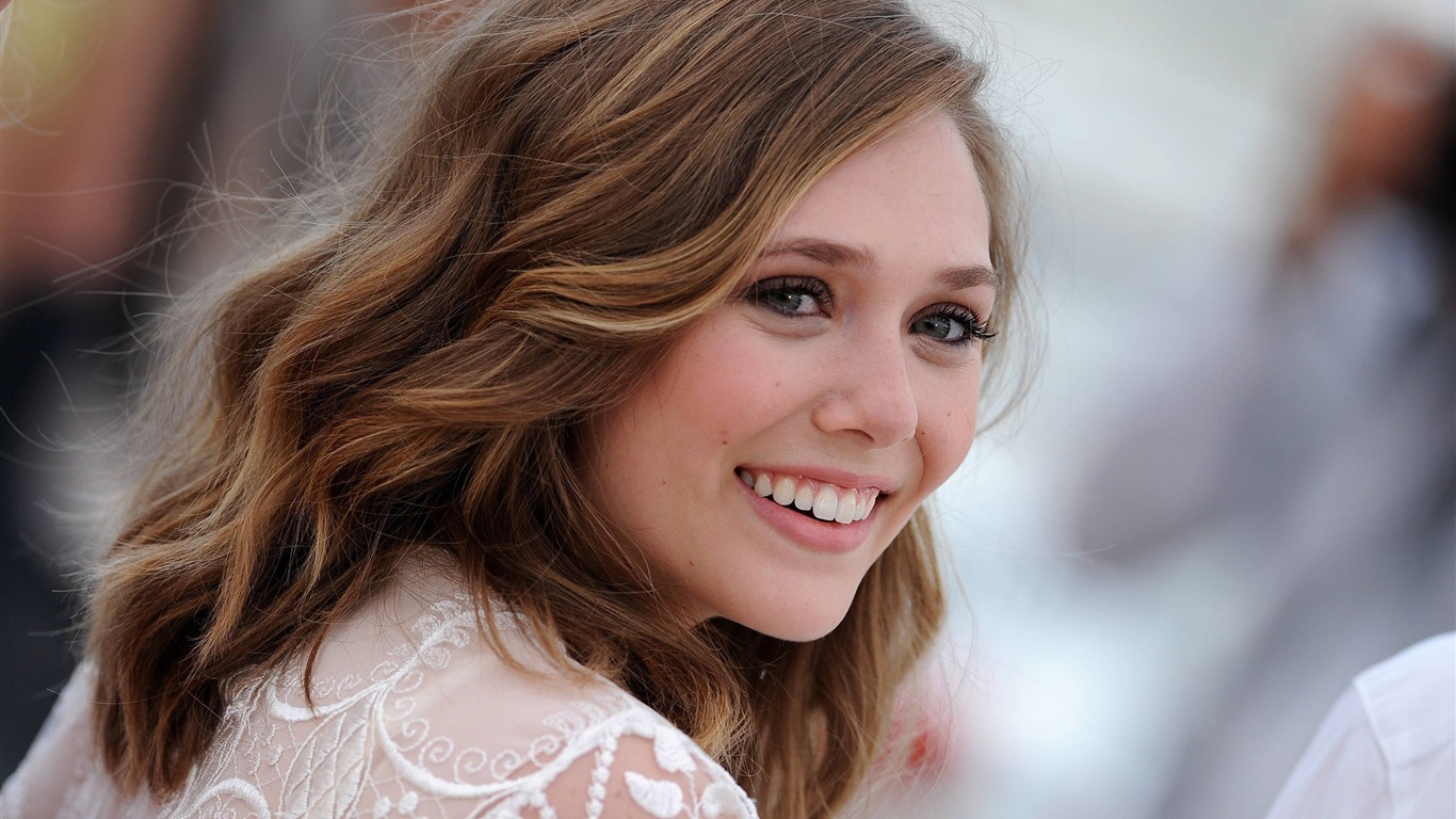 Elizabeth Olsen 伊丽莎白·奥尔森 高清壁纸20 - 1366x768