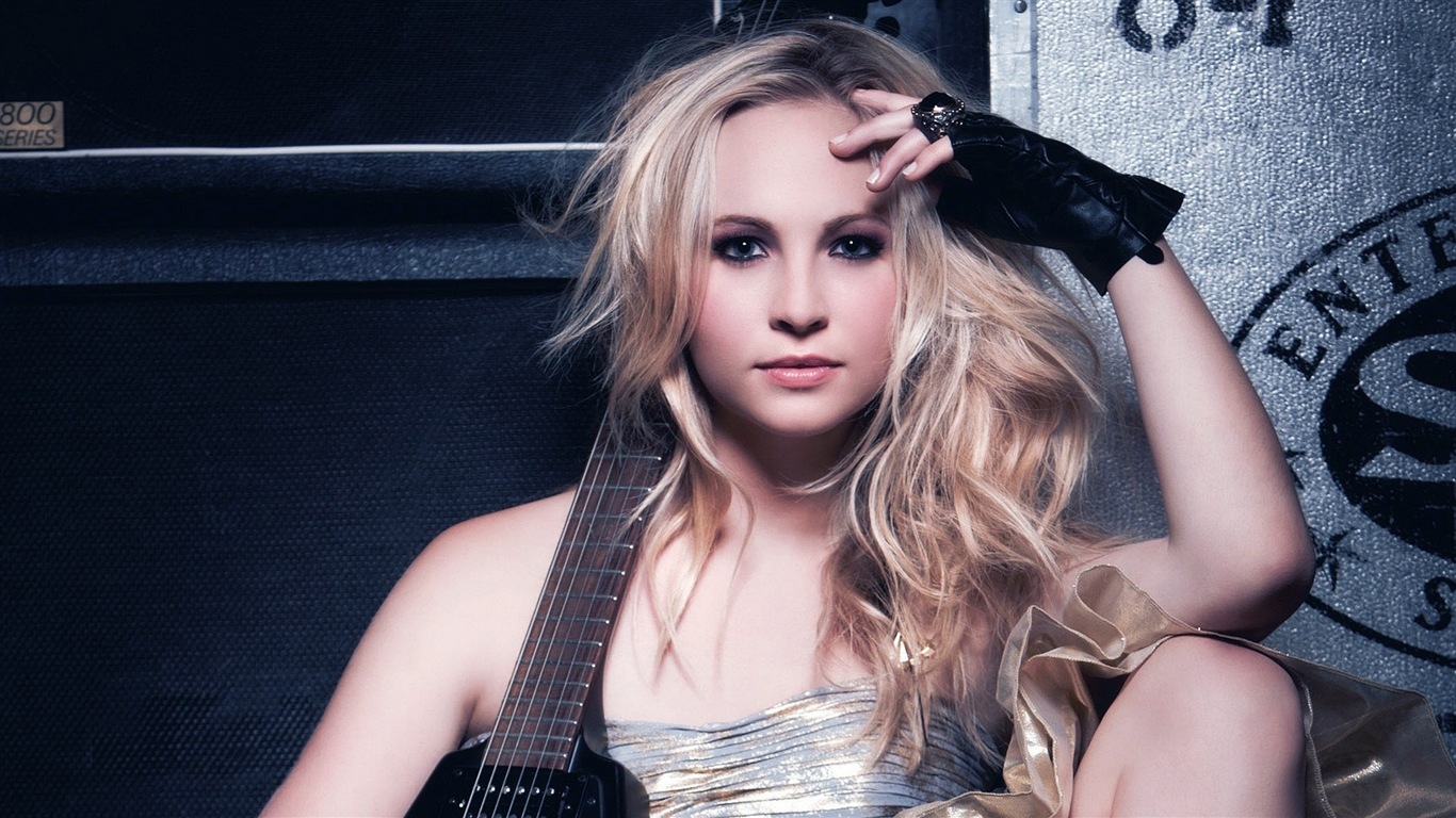 Candice Accola HD wallpapers #1 - 1366x768