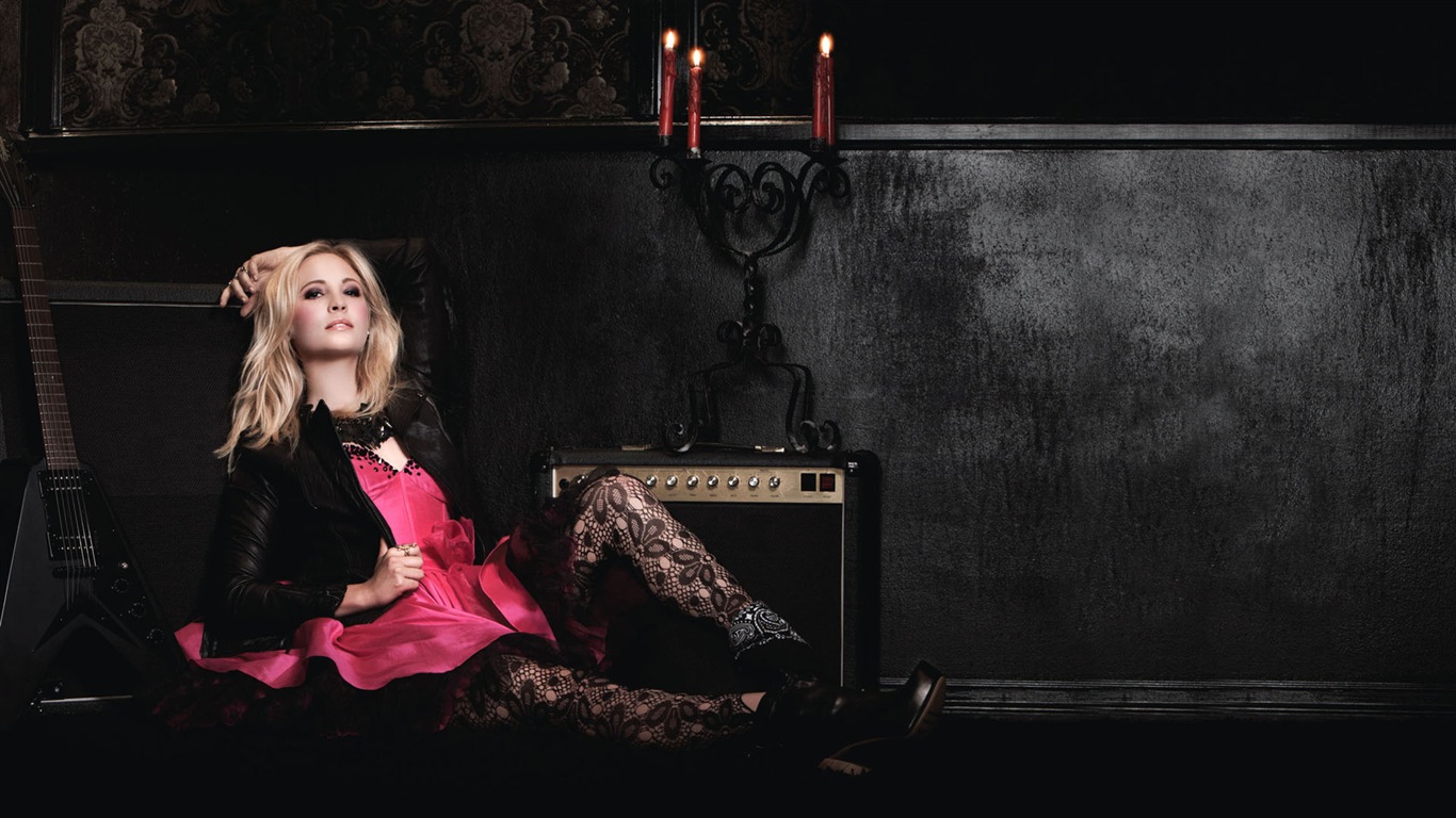 Candice Accola HD tapety na plochu #10 - 1366x768