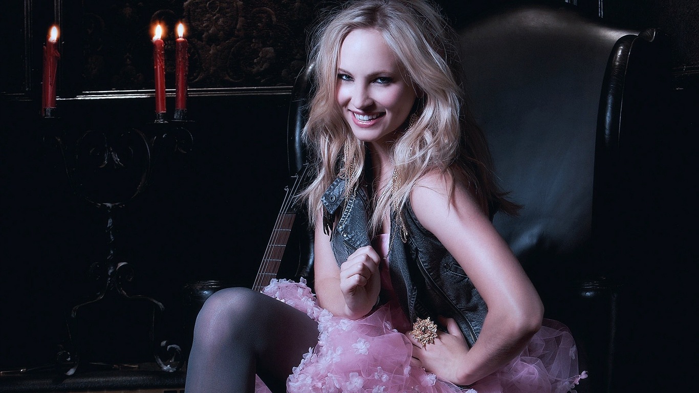 Candice Accola HD wallpapers #11 - 1366x768