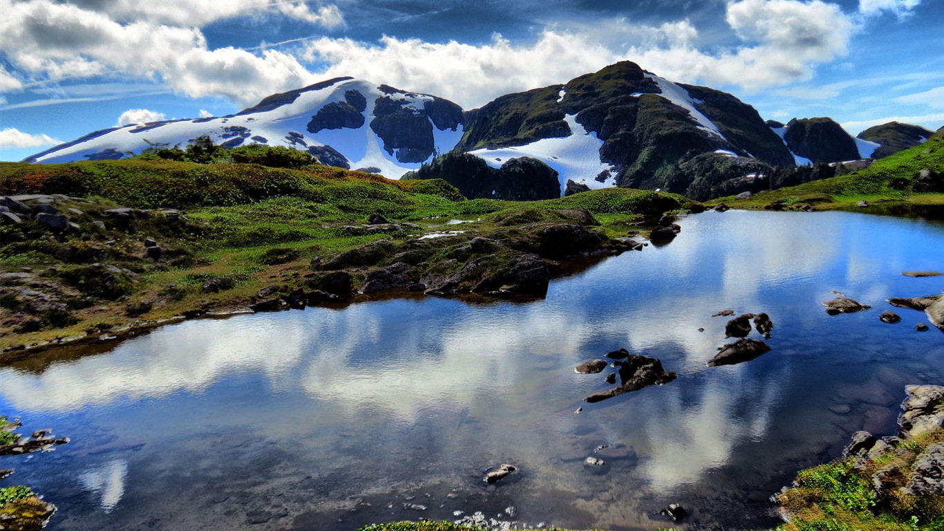 Winter, Schnee, Berge, Seen, Bäume, Straßen HD Wallpaper #9 - 1366x768