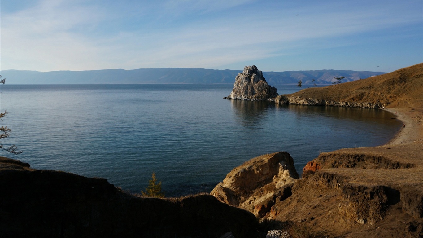 Lake Baikal in Russia, scenery HD wallpapers #13 - 1366x768