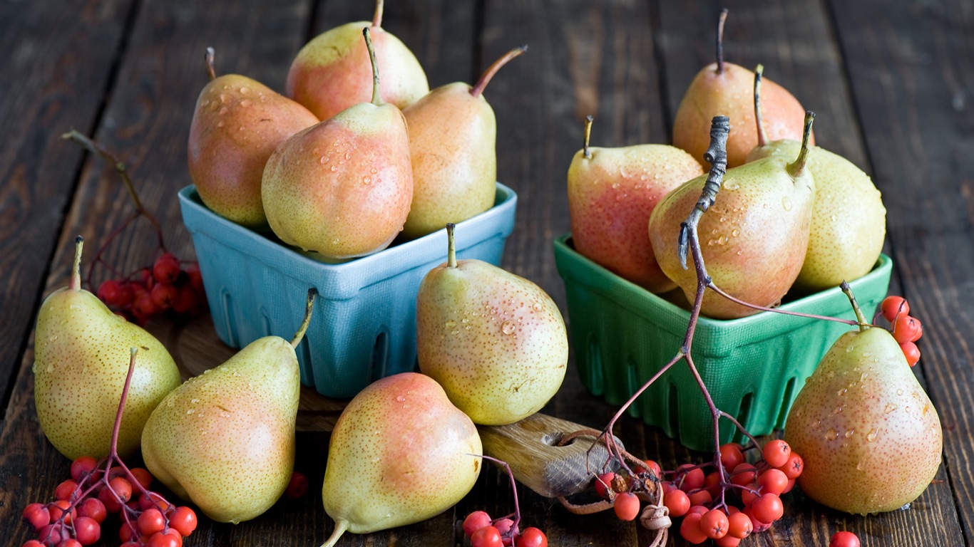 Suculenta fruta, peras fondos de pantalla de alta definición en primer plano #14 - 1366x768