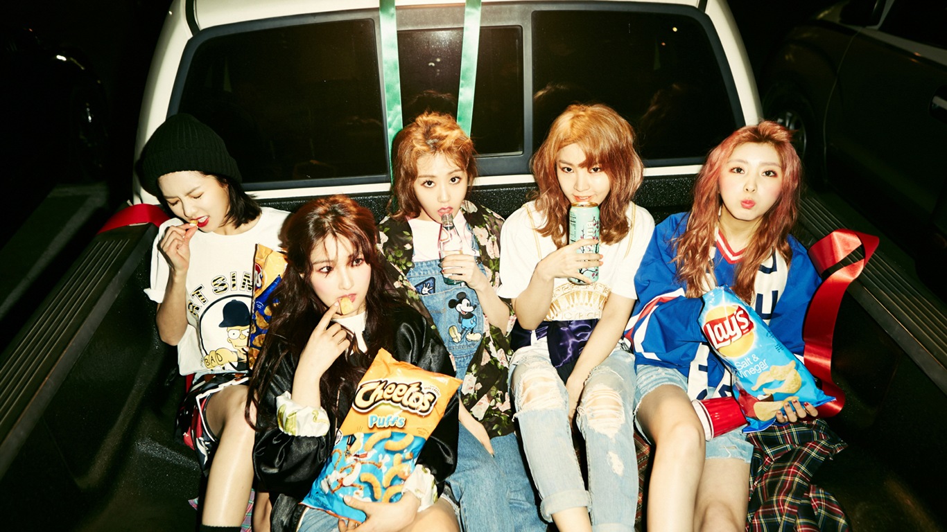 4Minute Koreanische Musik schöne Mädchen Kombination HD Wallpaper #7 - 1366x768