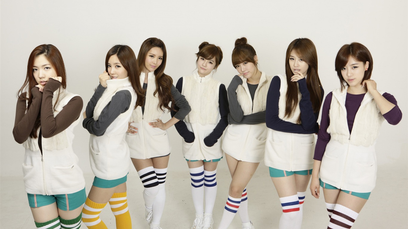 T-ARA 音乐组合，韩国女孩高清壁纸4 - 1366x768