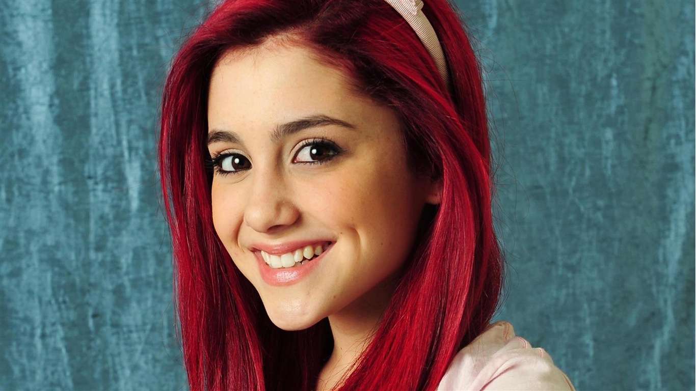 Ariana Grande 愛莉安娜·格蘭德 高清壁紙 #17 - 1366x768