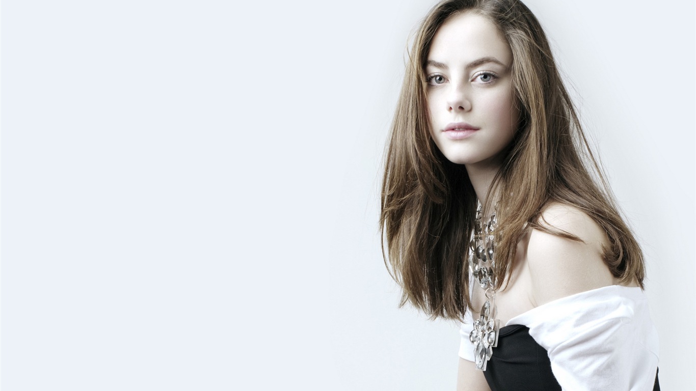Kaya Scodelario 卡雅·斯考達里奧 高清壁紙 #10 - 1366x768