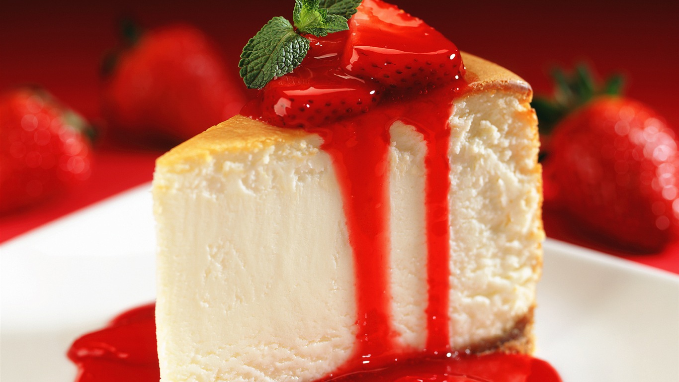 Delicious strawberry cake HD wallpapers #8 - 1366x768