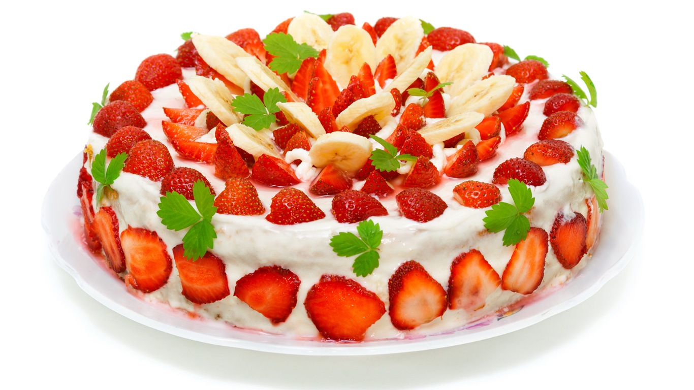 Delicious strawberry cake HD wallpapers #17 - 1366x768