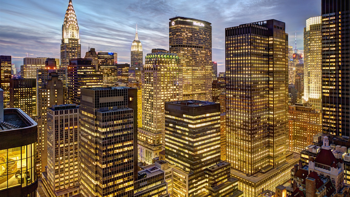 Empire State Building à New York, ville la nuit fonds d'écran HD #5 - 1366x768