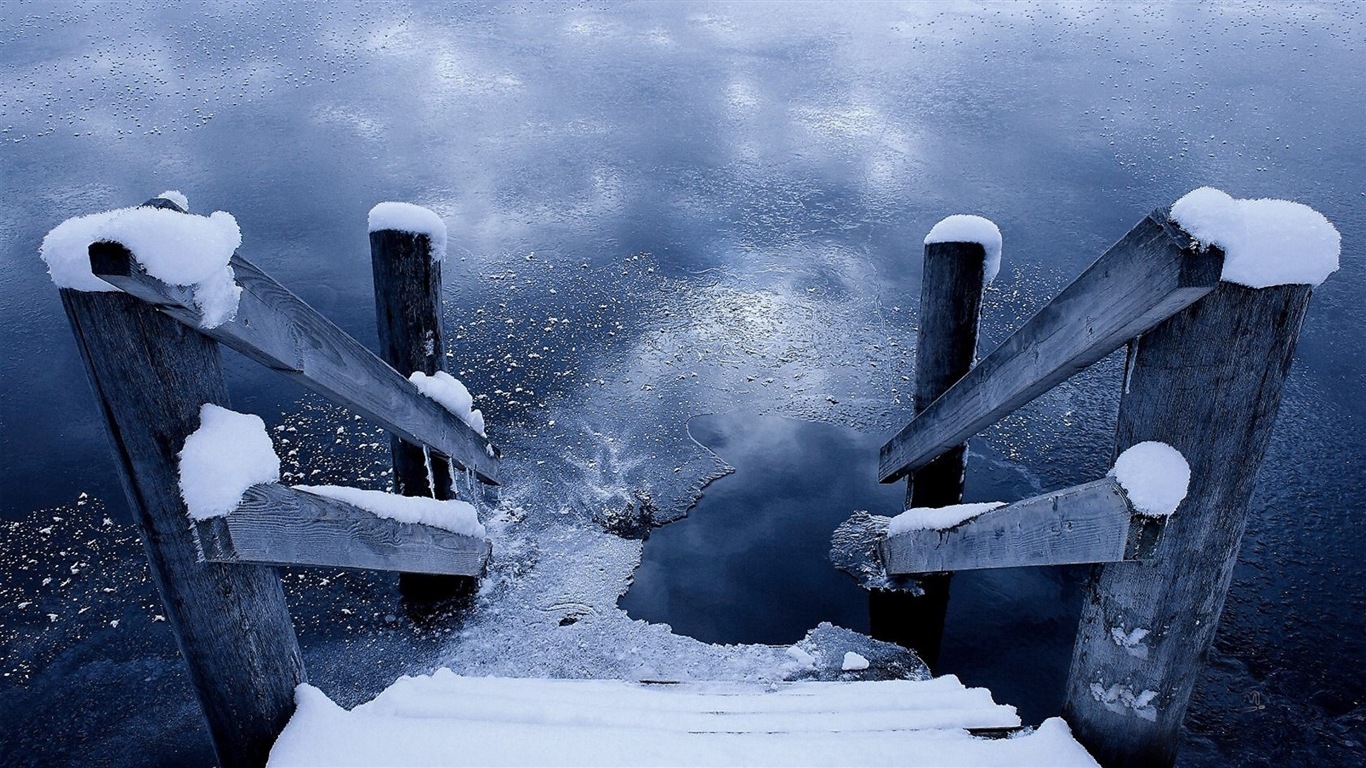 Neige d'hiver fonds d'écran HD magnifique de paysages #8 - 1366x768