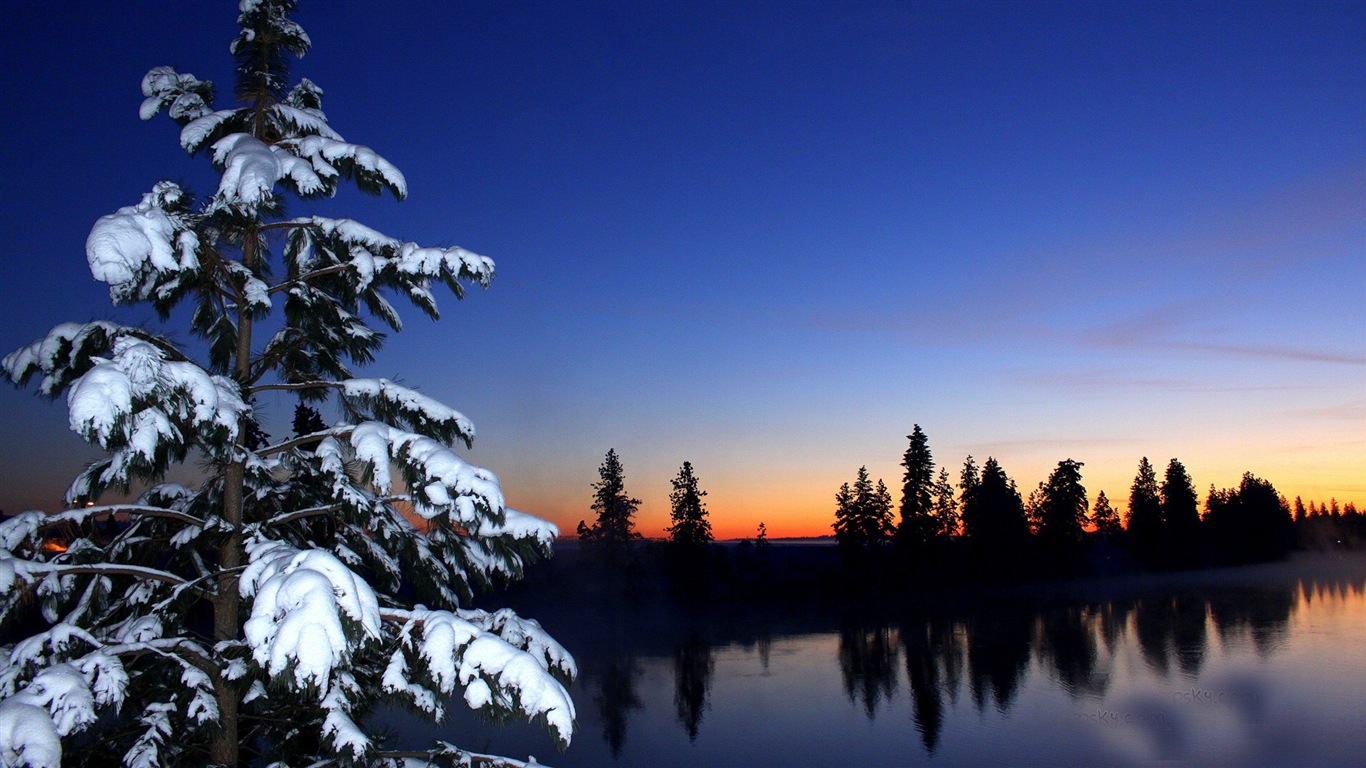 Neige d'hiver fonds d'écran HD magnifique de paysages #10 - 1366x768