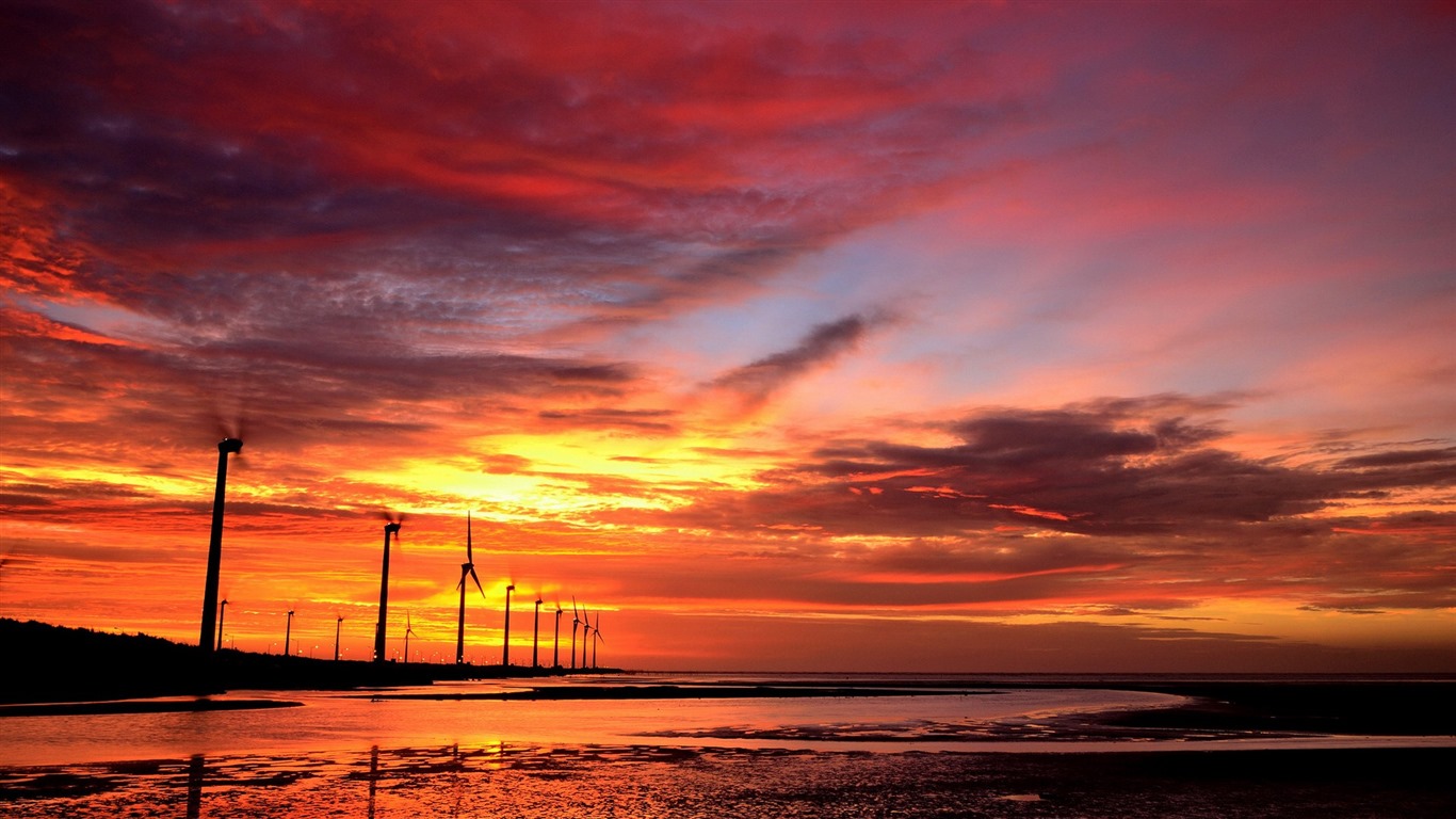 Taiwan Gaomei zones humides fonds d'écran coucher de soleil HD #3 - 1366x768