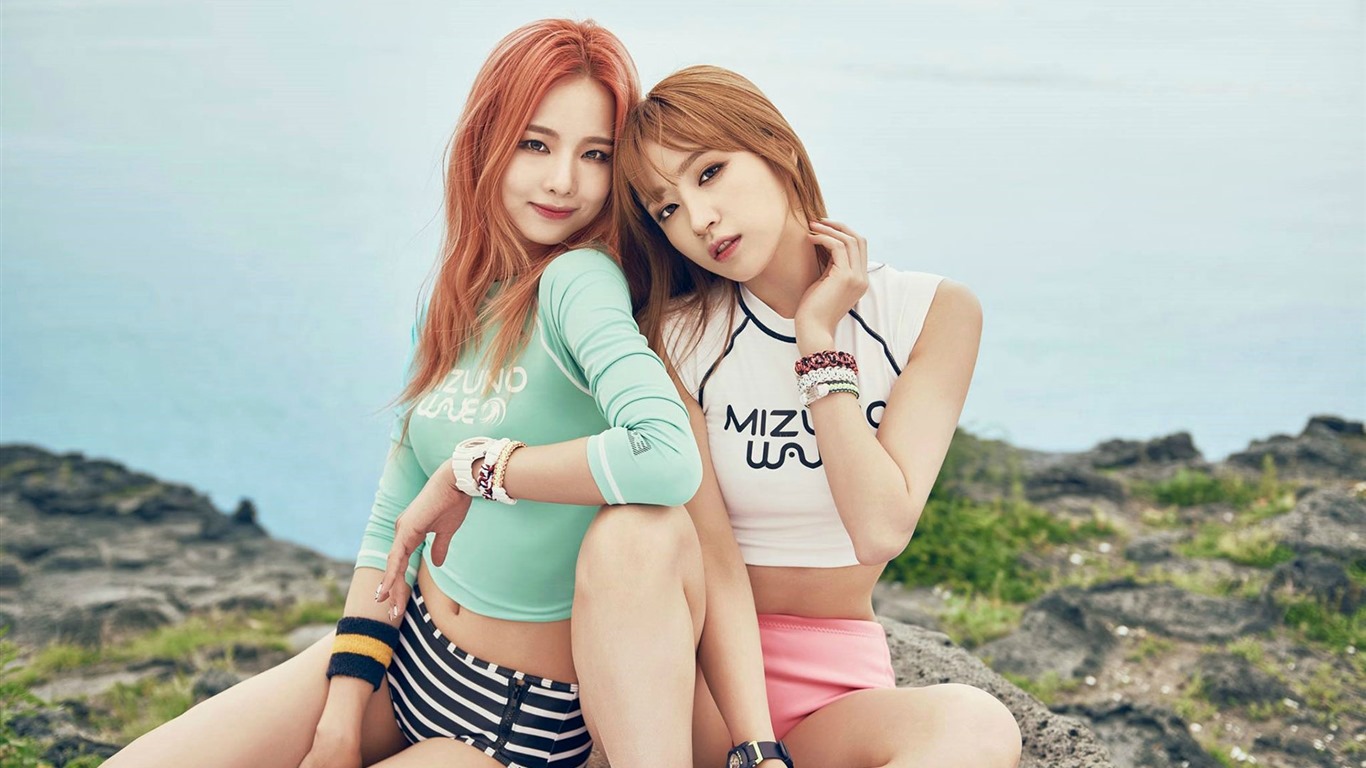 EXID Korean music girls group HD wallpapers #8 - 1366x768