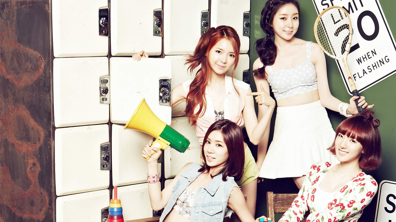 Stellar koreanische Musik Mädchen Gruppe HD Wallpaper #7 - 1366x768