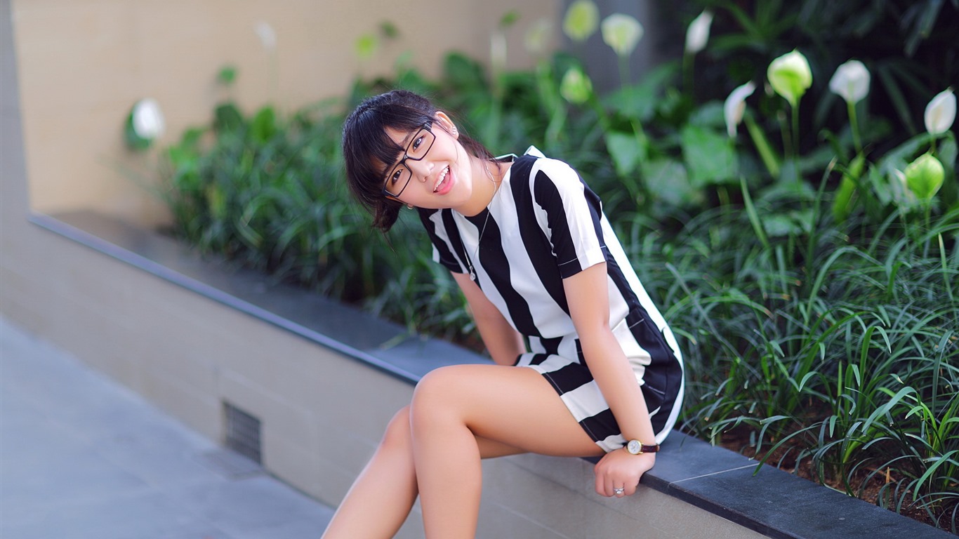순수하고 사랑스러운 젊은 아시아 여자의 HD 월페이퍼 컬렉션 (2) #20 - 1366x768