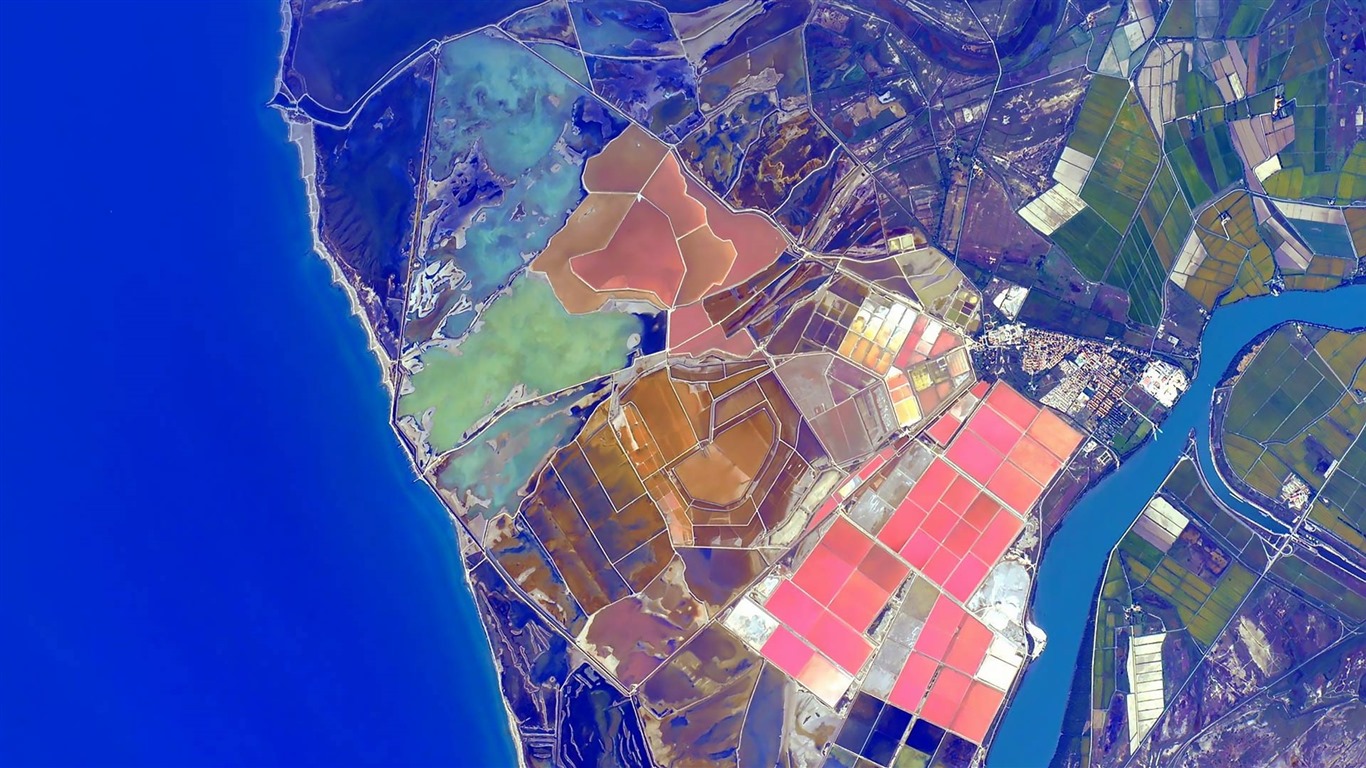 Září 2016 Bing téma HD tapety na plochu (1) #19 - 1366x768