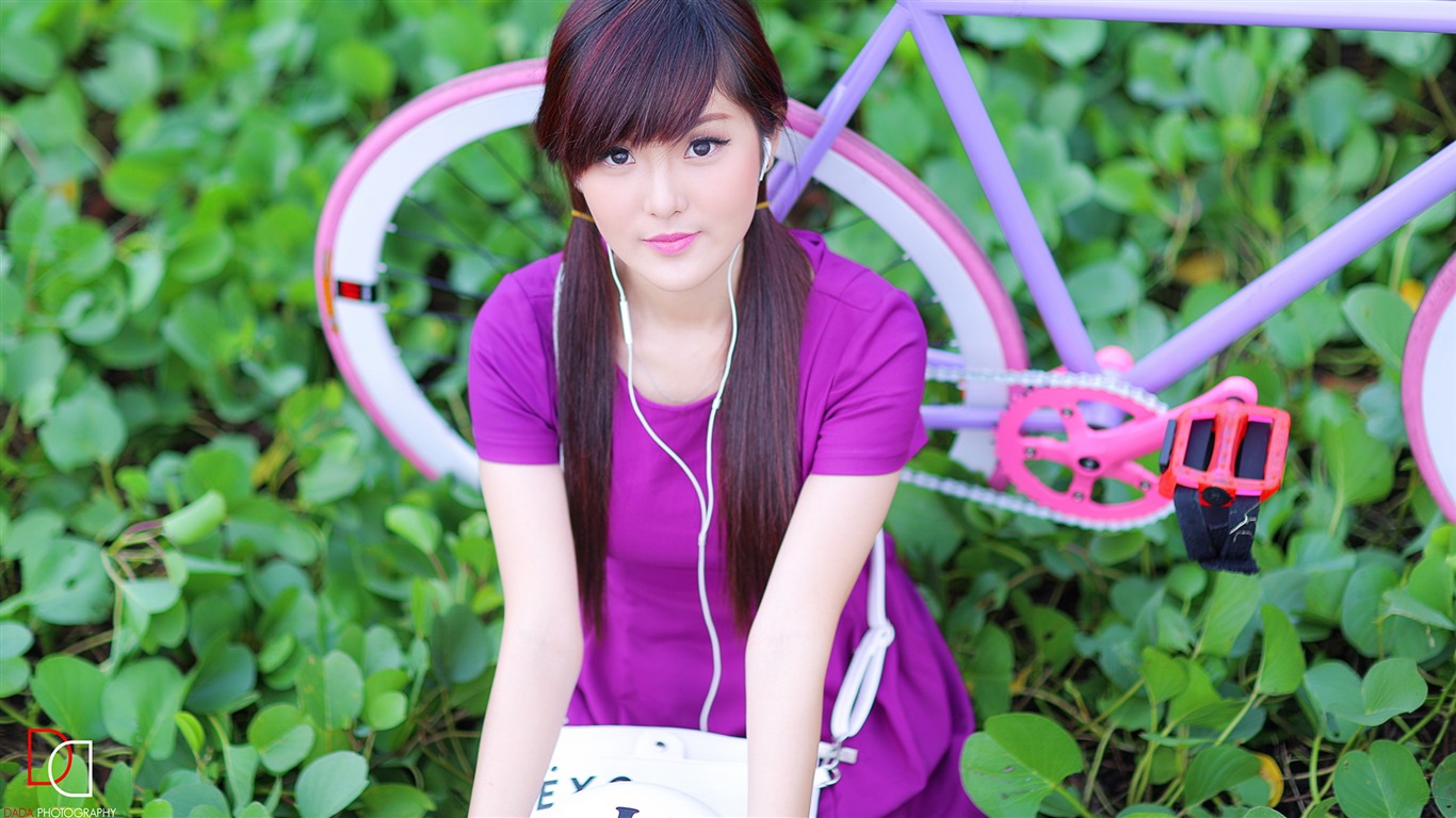 순수하고 사랑스러운 젊은 아시아 여자의 HD 월페이퍼 컬렉션 (5) #34 - 1366x768