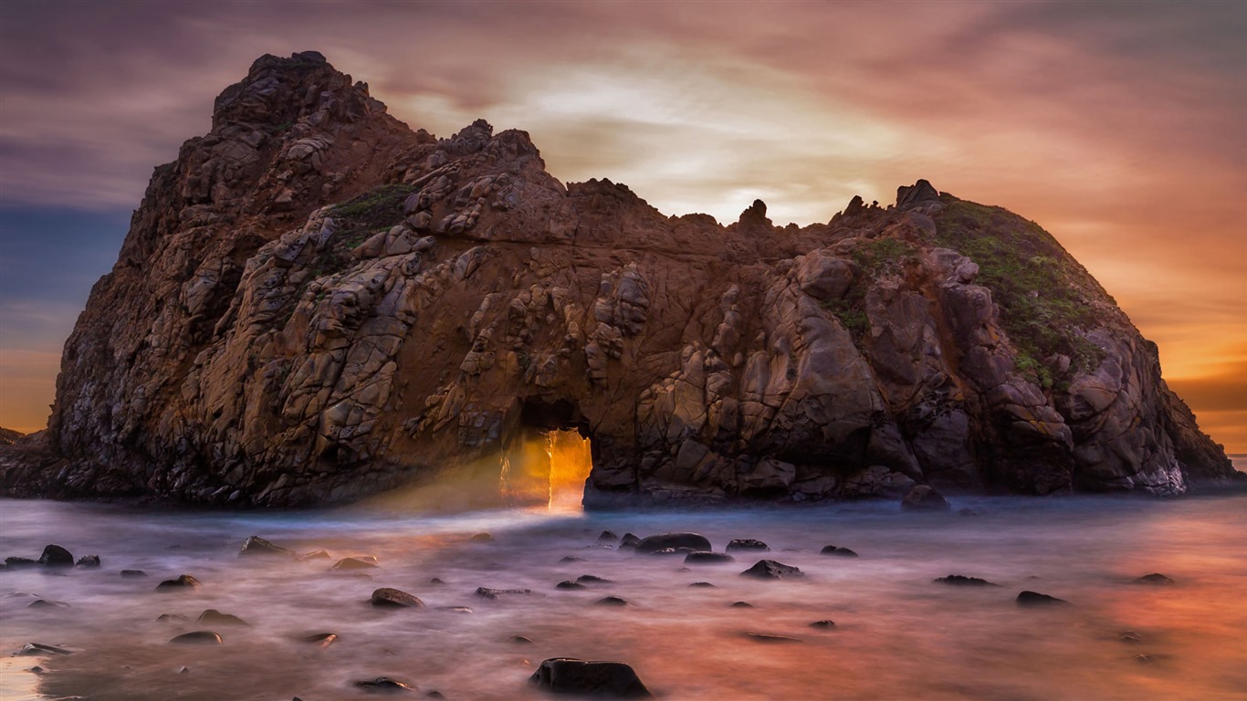 January 2017 Bing theme of high-definition wallpaper (2) #6 - 1366x768