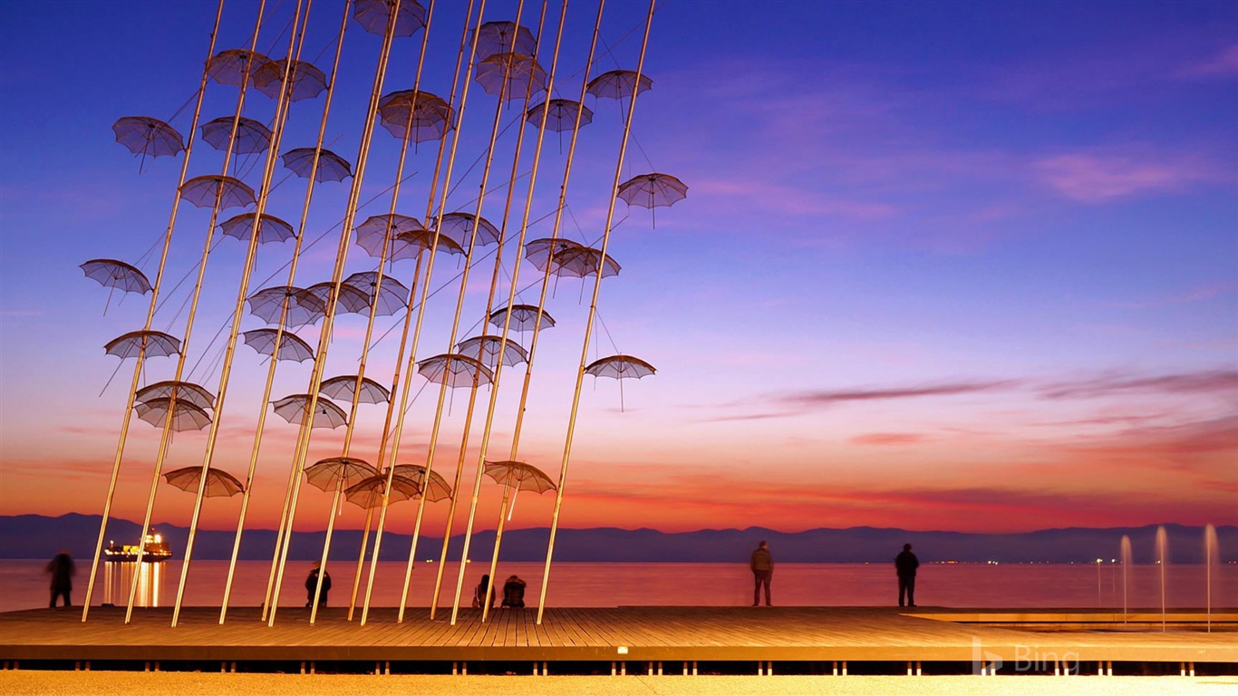 July 2017 Bing theme of high-definition wallpaper #9 - 1366x768
