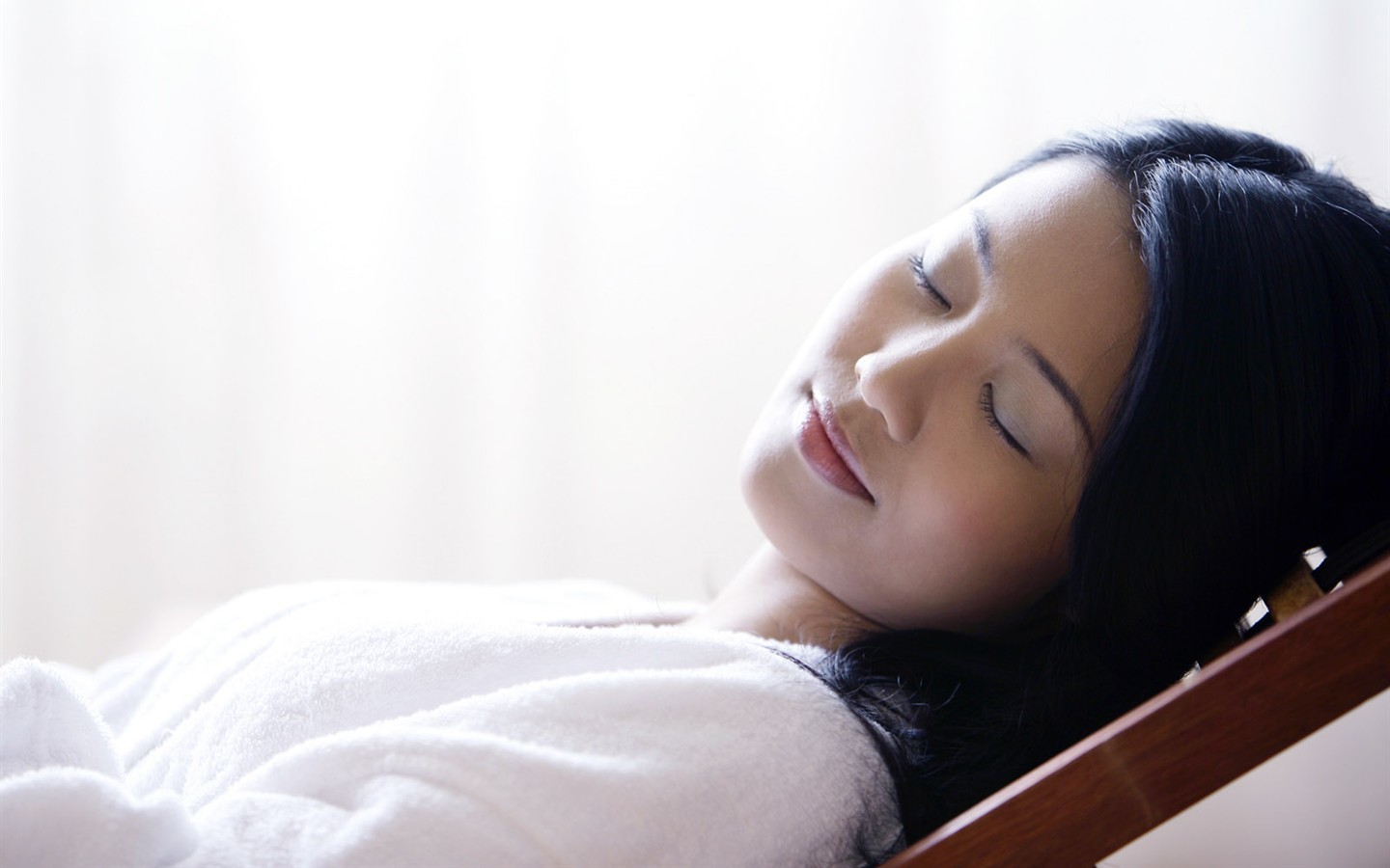 Modern woman's life wallpaper (2) #11 - 1440x900