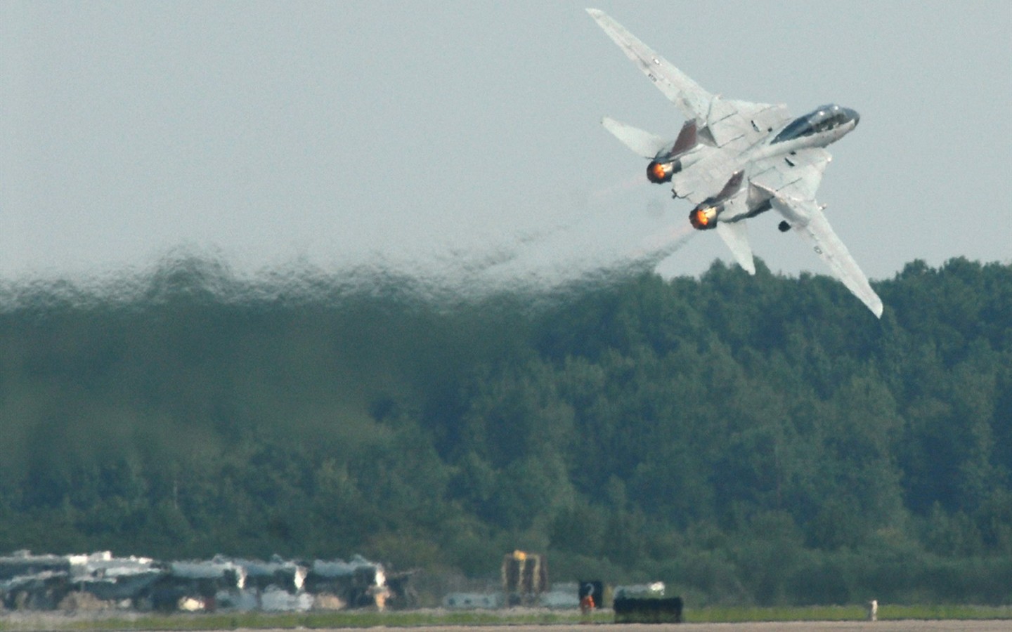 U. S. Navy F14 Tomcat bojovník #38 - 1440x900