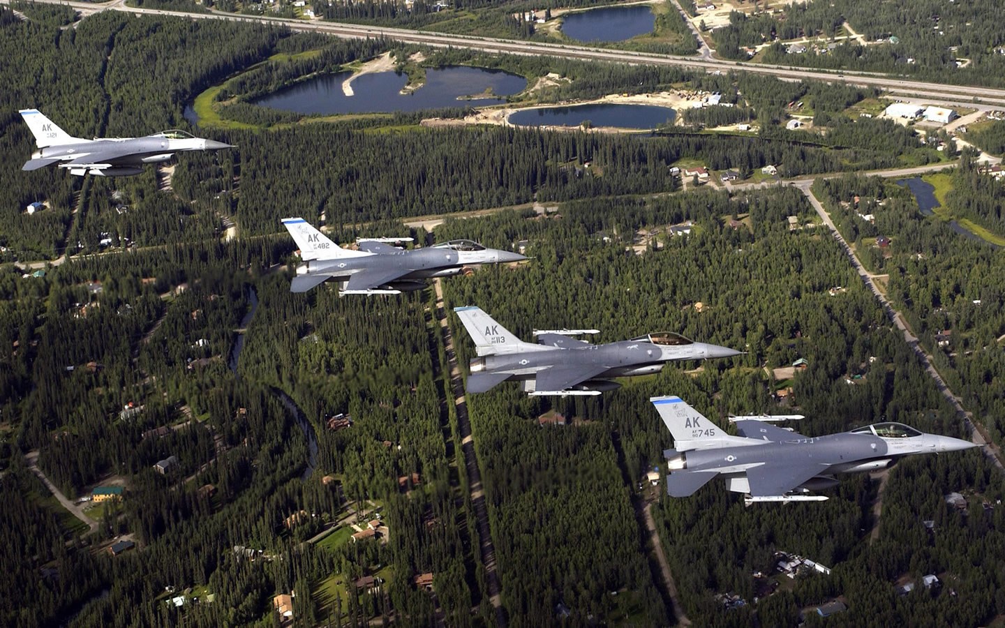 軍用空中裝備英姿壁紙 #28 - 1440x900