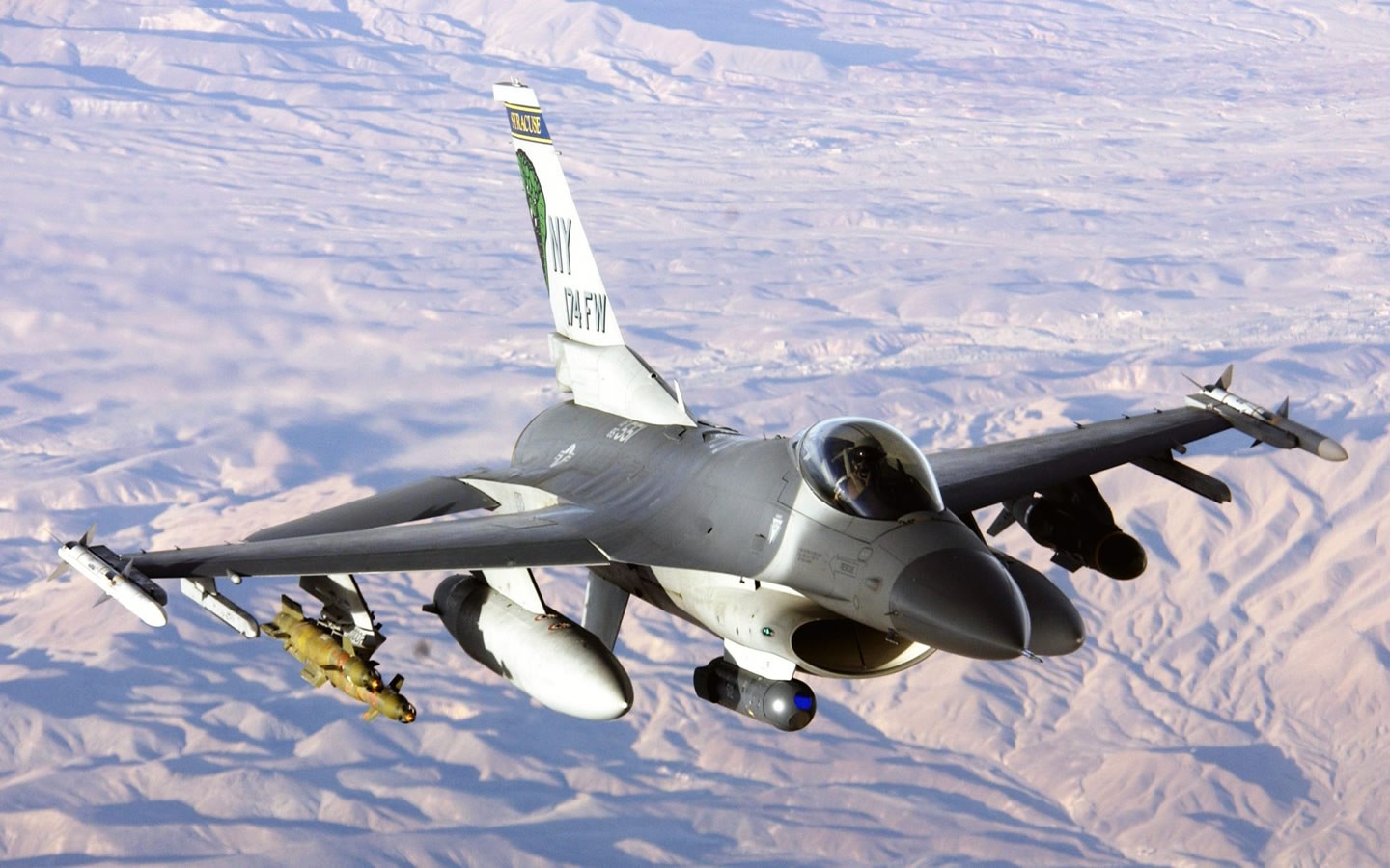 軍用空中裝備英姿壁紙 #34 - 1440x900