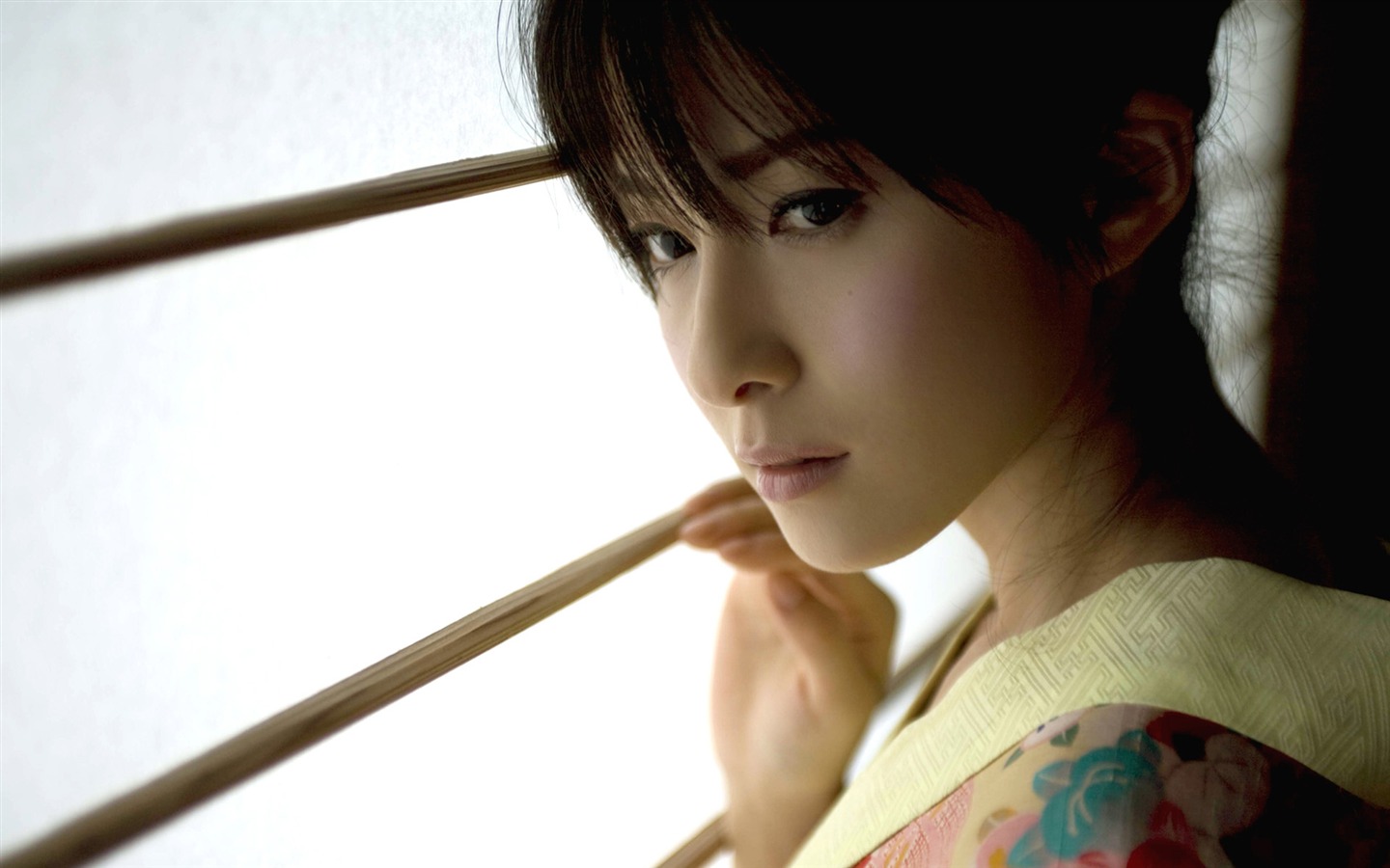 美女松木里菜 壁紙專輯(二) #8 - 1440x900