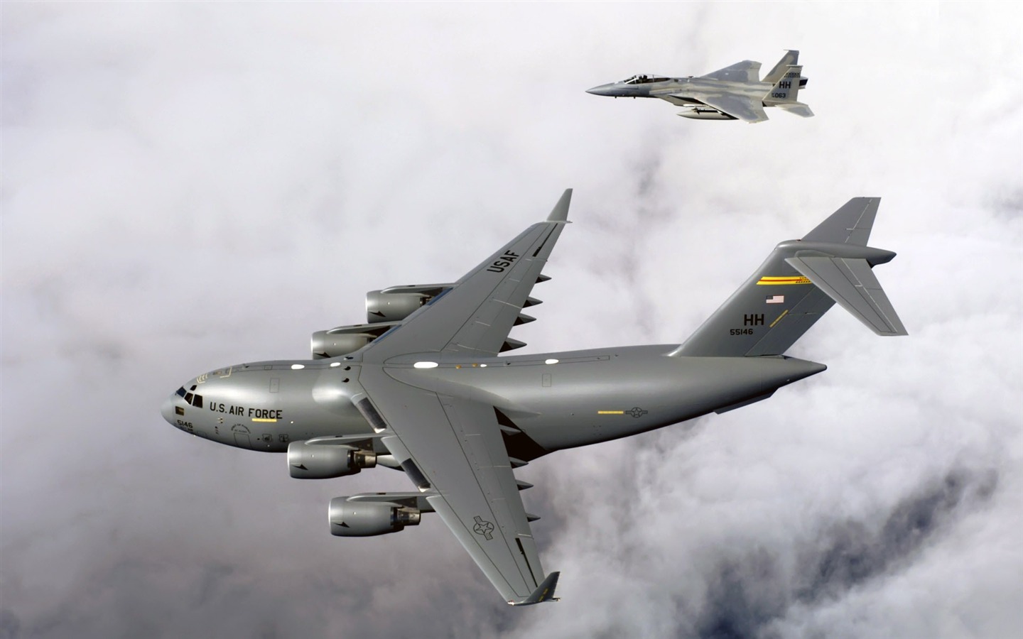 El avión militar de fondo de pantalla #20 - 1440x900